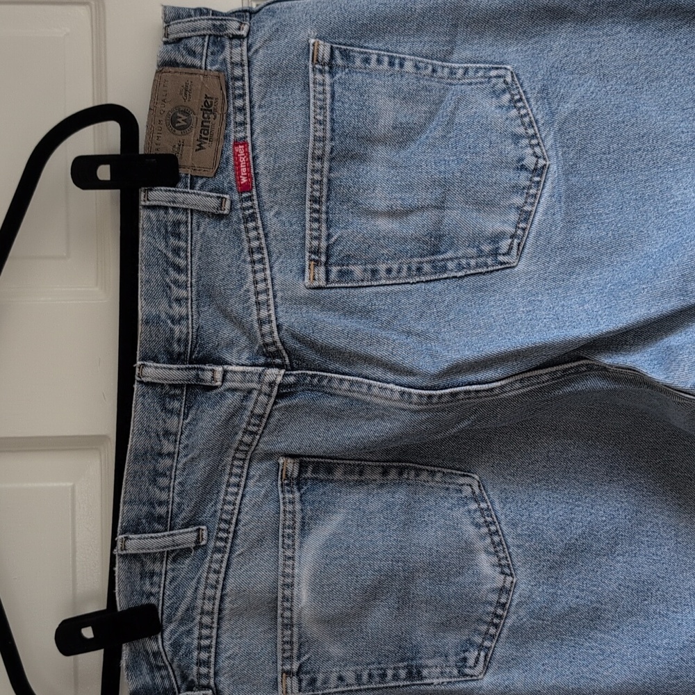 Vintage Wrangler Light Blue Relaxed Fit Jeans - Picture 5 of 6